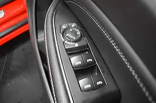 Used 2017 Vauxhall Insignia Sri Vx Line Nav Red - Interior and Exterior details 17
