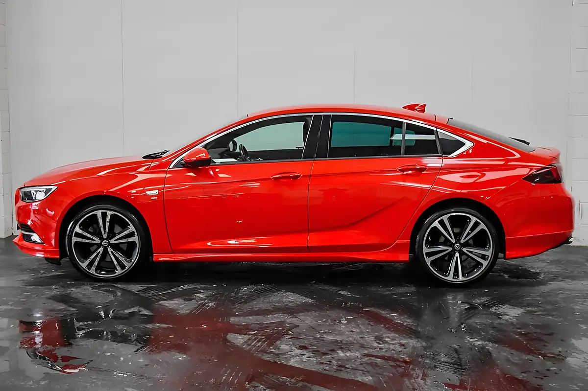 Used 2017 Vauxhall Insignia Sri Vx Line Nav Red - Interior and Exterior details 2
