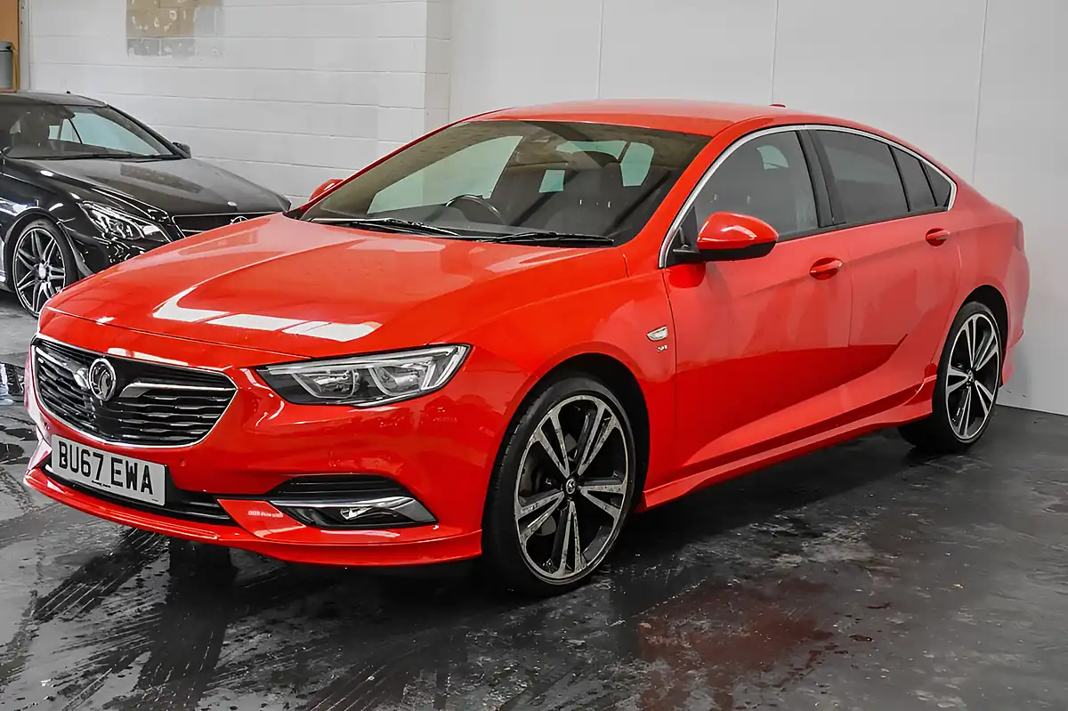 Used 2017 Vauxhall Insignia Sri Vx Line Nav Red - Interior and Exterior details 5