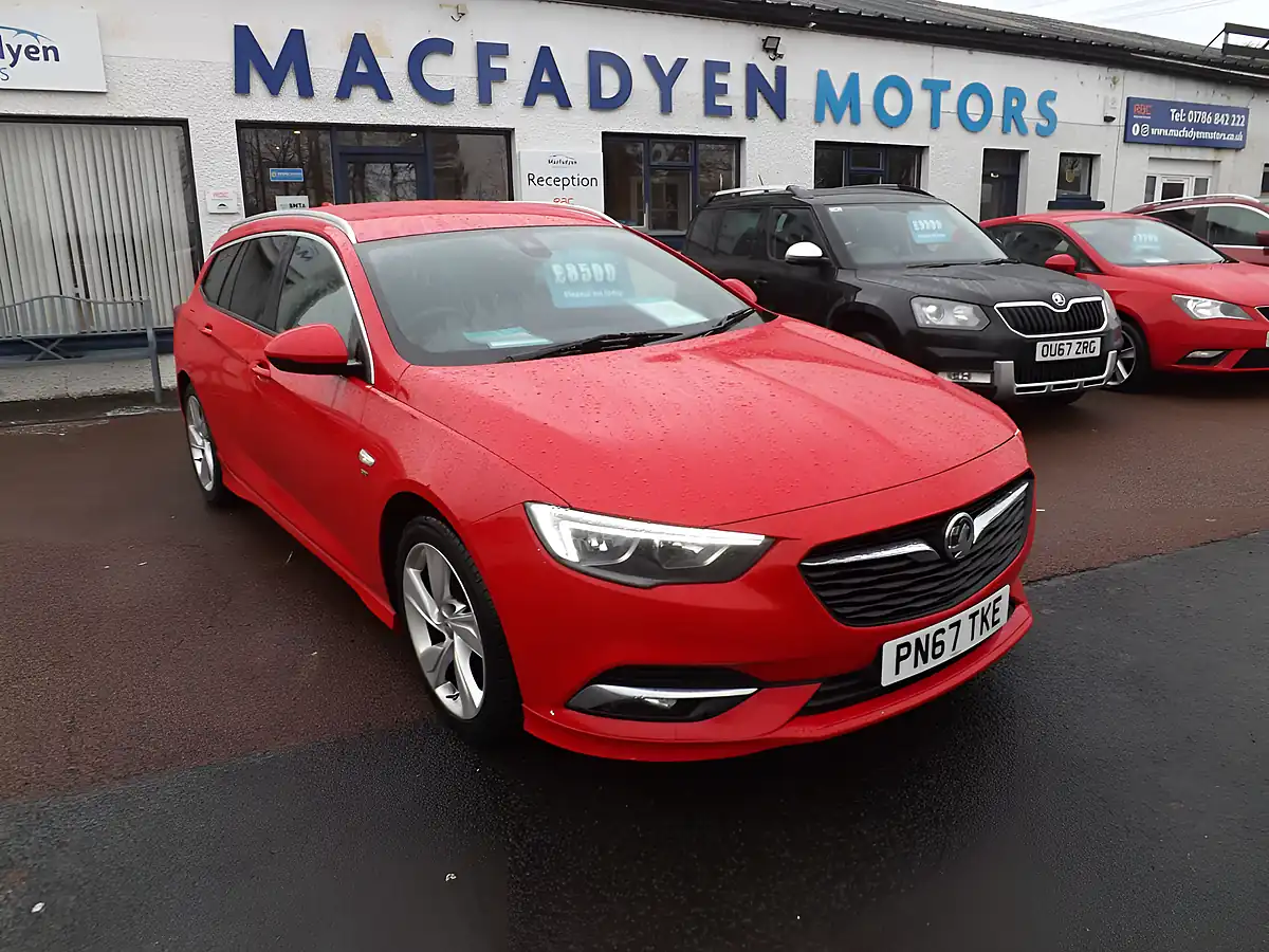 Used 2017 Vauxhall Insignia Sri Vx Line Nav Sports Tourer Red - Front View