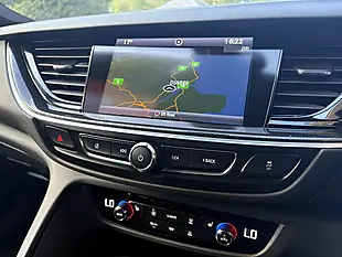Used 2017 Vauxhall Insignia Sri Vx Line Nav White - Interior and Exterior details 6