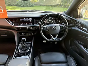 Used 2017 Vauxhall Insignia Sri Vx Line Nav White - Interior and Exterior details 7