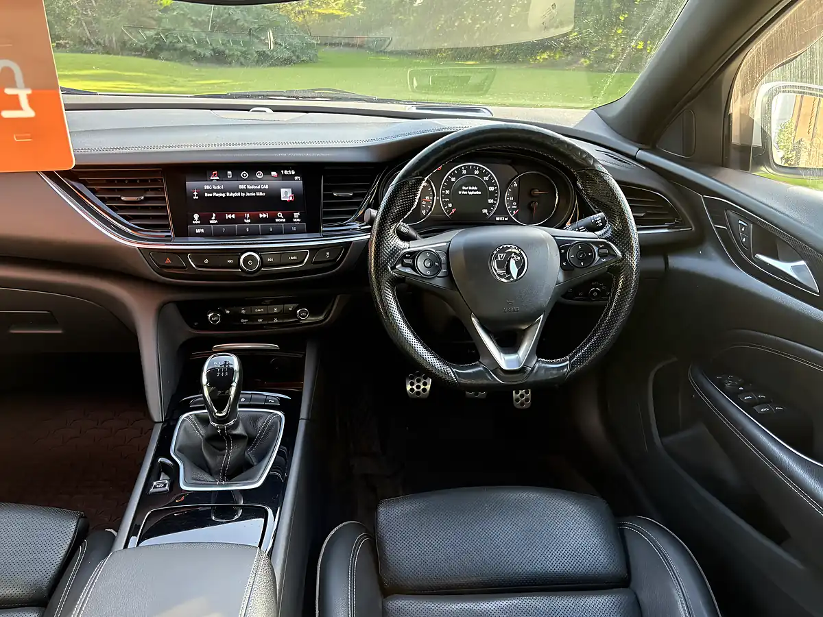 Used 2017 Vauxhall Insignia Sri Vx Line Nav White - Interior and Exterior details 7