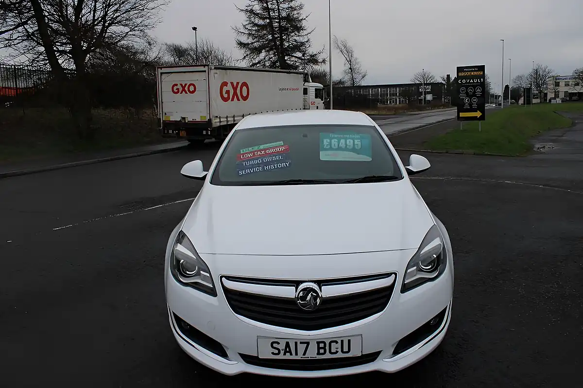 Used 2017 Vauxhall Insignia Sri Vx Line White - Interior and Exterior details 4
