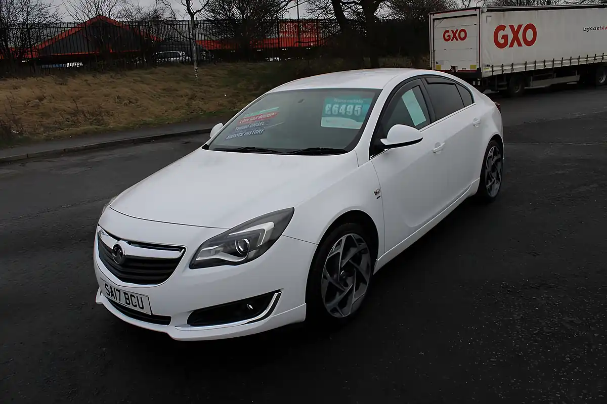 Used 2017 Vauxhall Insignia Sri Vx Line White - Interior and Exterior details 5