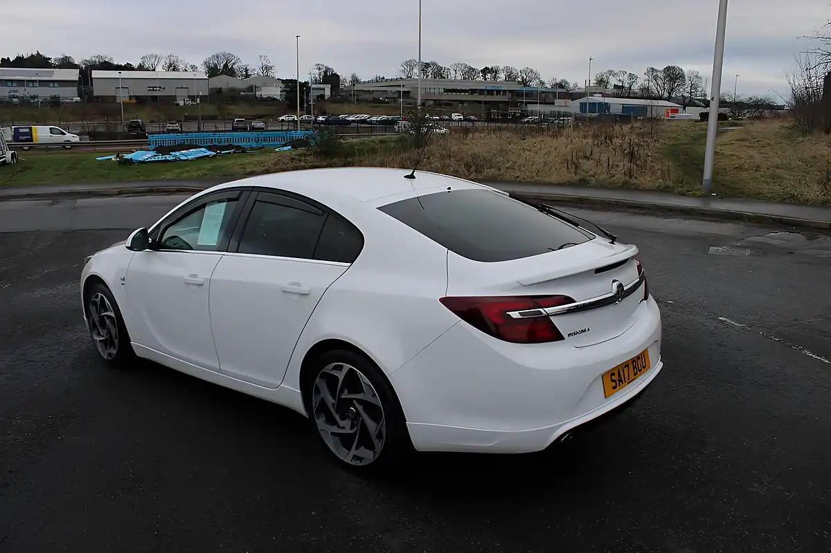 Used 2017 Vauxhall Insignia Sri Vx Line White - Interior and Exterior details 9
