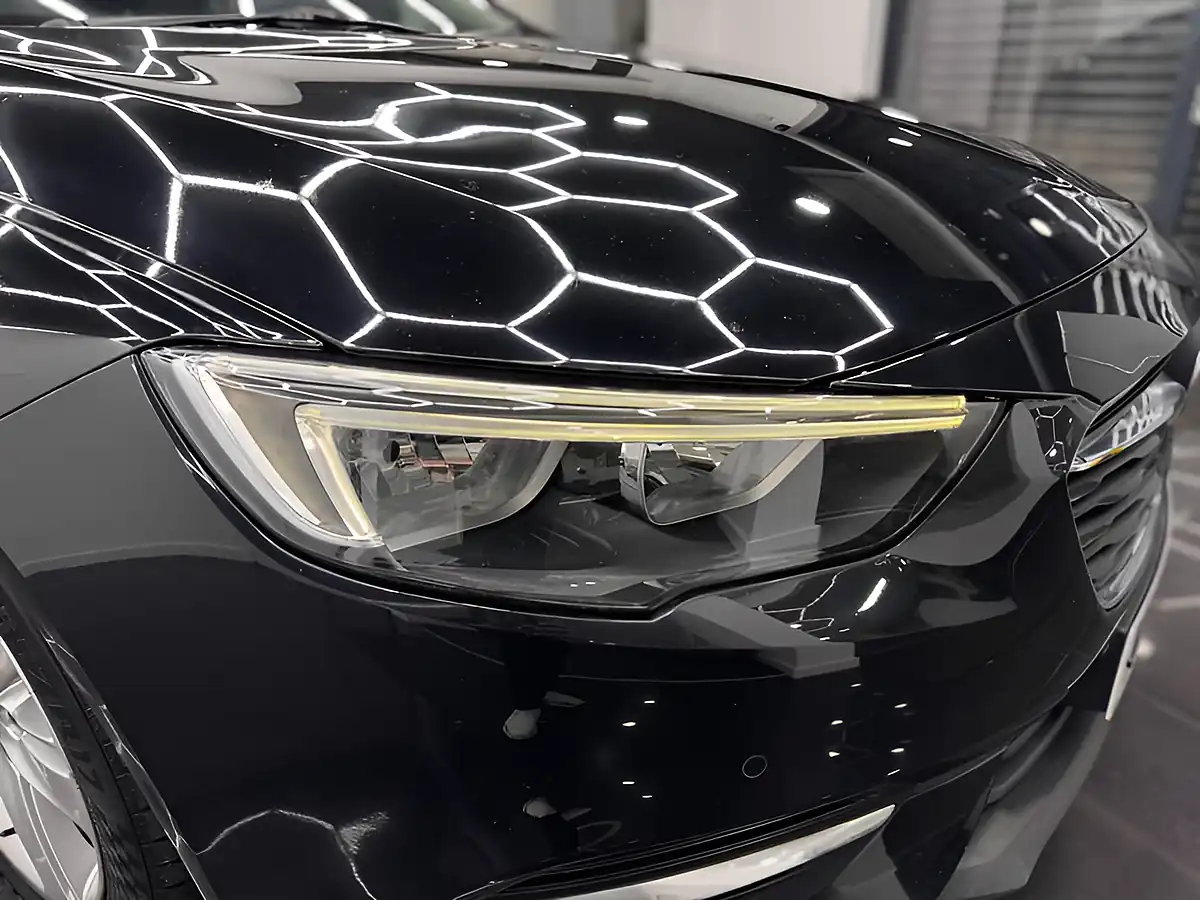 Used 2017 Vauxhall Insignia Tech Line Nav Black - Interior and Exterior details 10