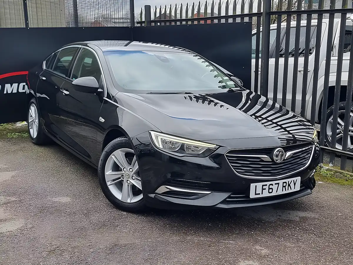 Used 2017 Vauxhall Insignia Tech Line Nav Grand Sport Black - Front View