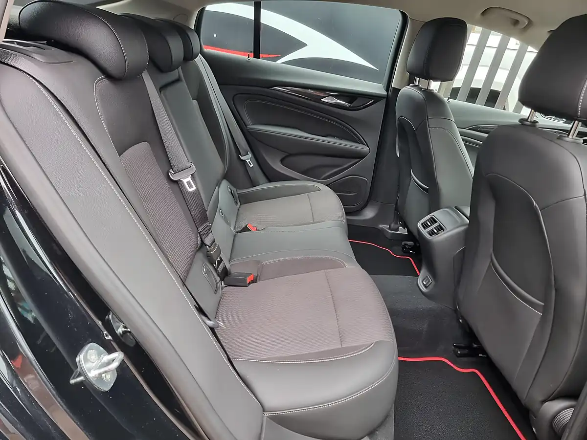 Used 2017 Vauxhall Insignia Tech Line Nav Grand Sport Black - Interior and Exterior details 19