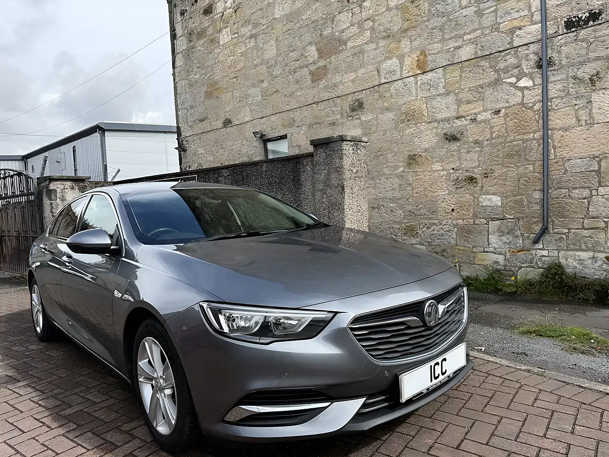 Used 2017 Vauxhall Insignia Tech Line Nav Grey - Front View