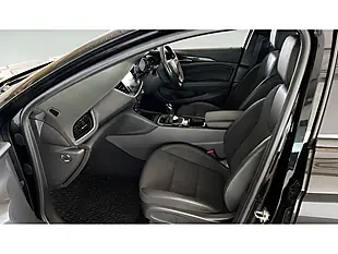 Used 2017 Vauxhall Insignia Vx Line Sri Grand Sport Black - Interior and Exterior details 7