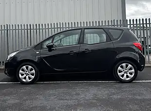 Used 2017 Vauxhall Meriva Life Black - Interior and Exterior details 8