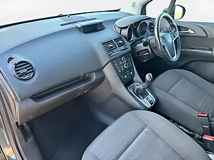 Used 2017 Vauxhall Meriva Life Black - Interior and Exterior details 20