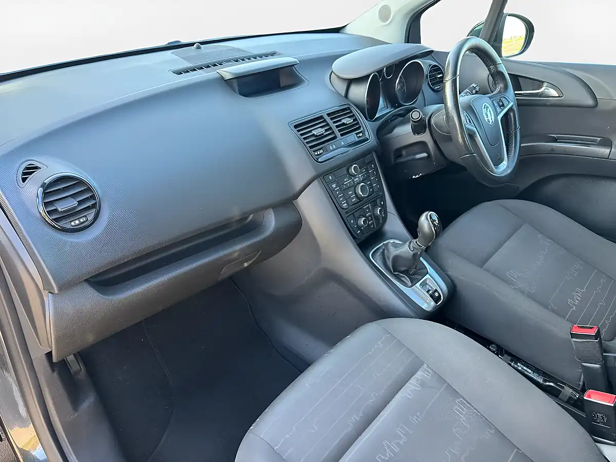 Used 2017 Vauxhall Meriva Life Black - Interior and Exterior details 20