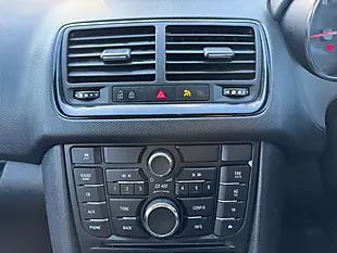 Used 2017 Vauxhall Meriva Life Black - Interior and Exterior details 9