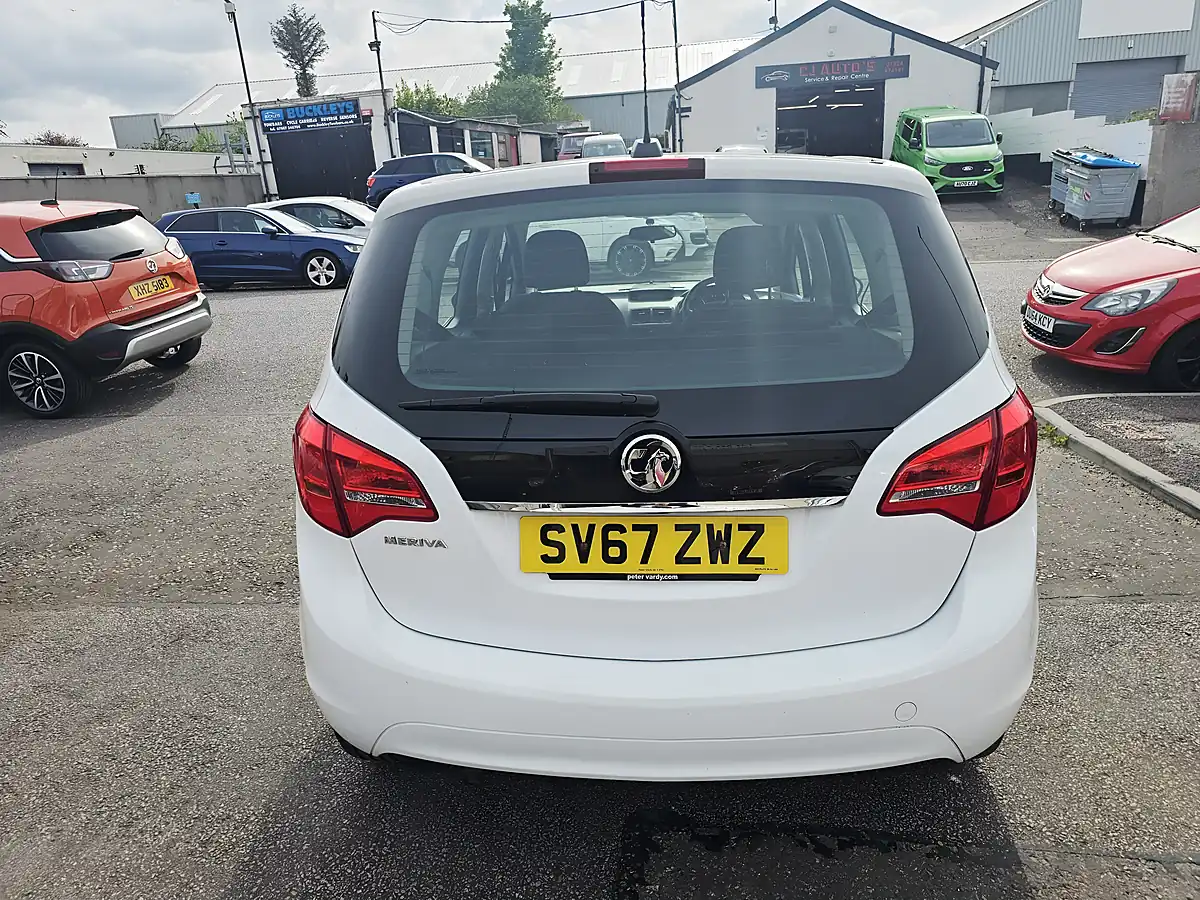 Used 2017 Vauxhall Meriva Life White - Interior and Exterior details 3