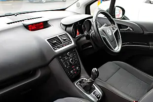 Used 2017 Vauxhall Meriva Tech Line Black - Interior and Exterior details 14