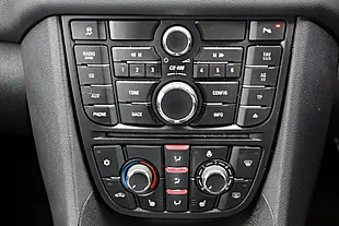 Used 2017 Vauxhall Meriva Tech Line Black - Interior and Exterior details 19