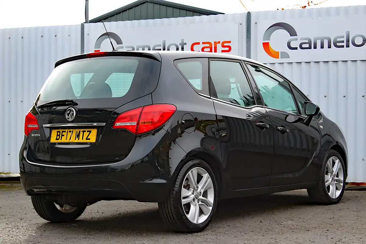 Used 2017 Vauxhall Meriva Tech Line Black - Interior and Exterior details 8