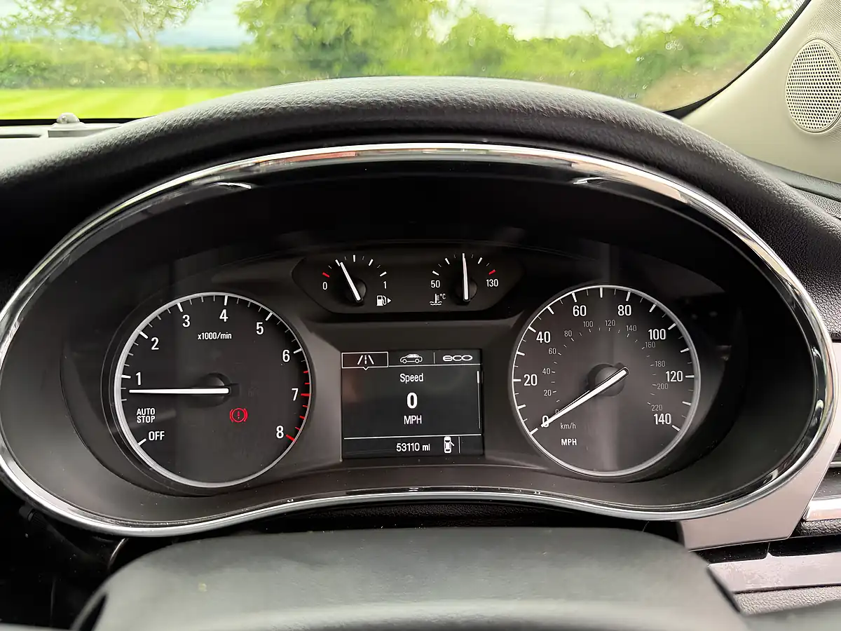 Used 2017 Vauxhall Mokka X Active Black - Interior and Exterior details 9
