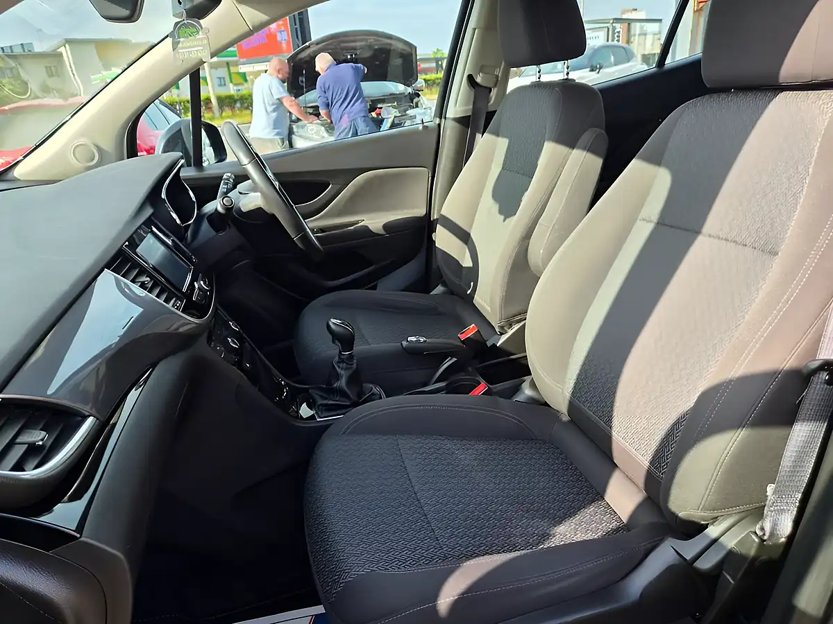 Used 2017 Vauxhall Mokka X Active Black - Interior and Exterior details 12