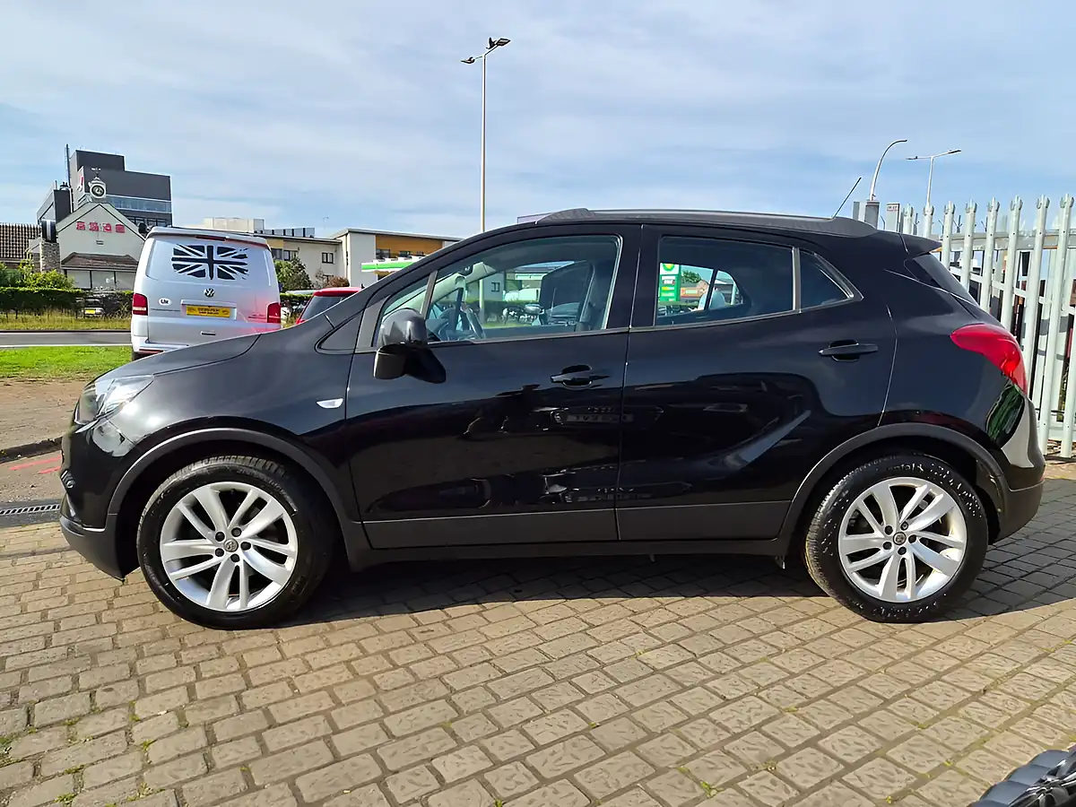 Used 2017 Vauxhall Mokka X Active Black - Interior and Exterior details 14