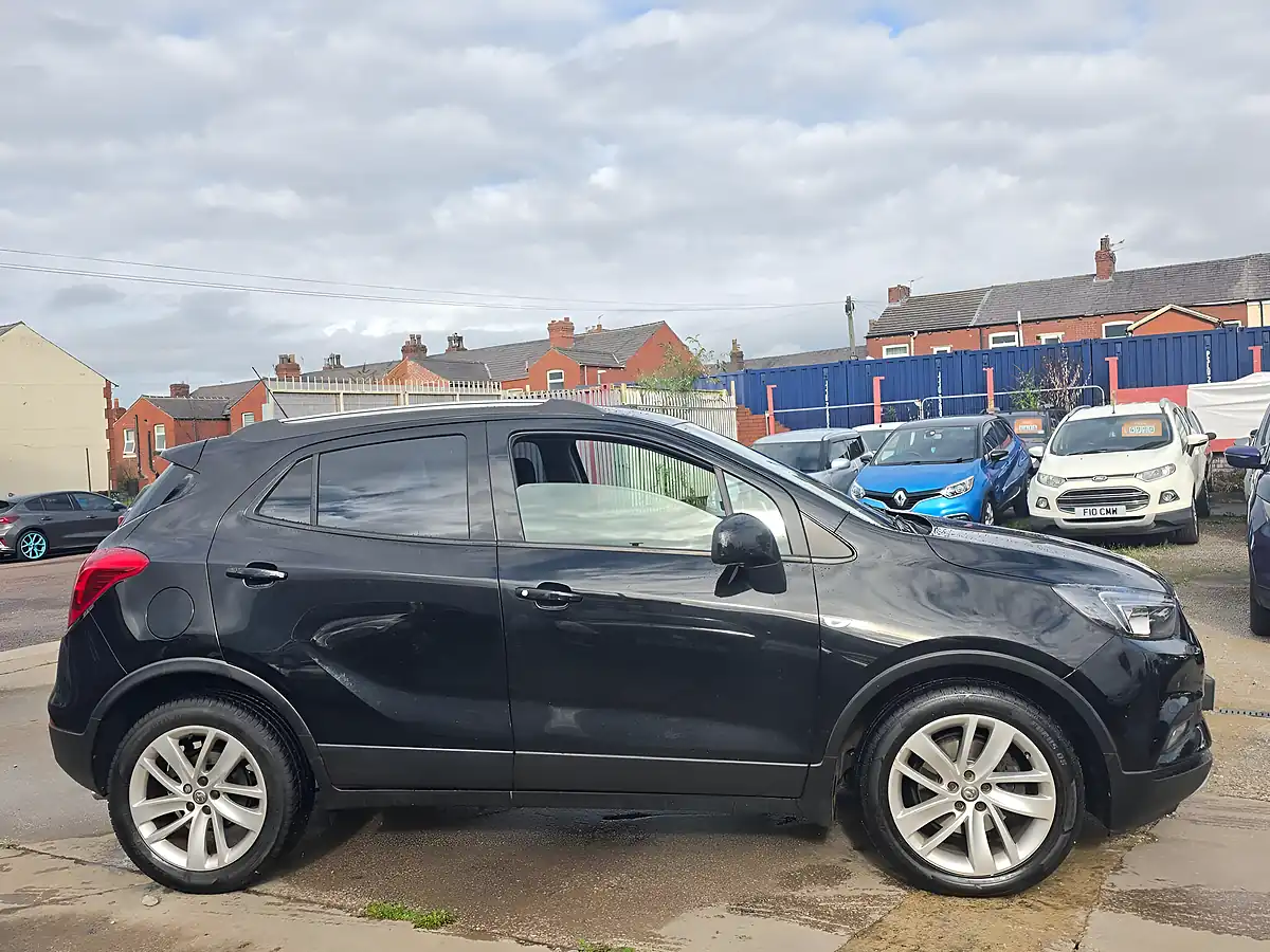 Used 2017 Vauxhall Mokka X Active Black - Interior and Exterior details 8