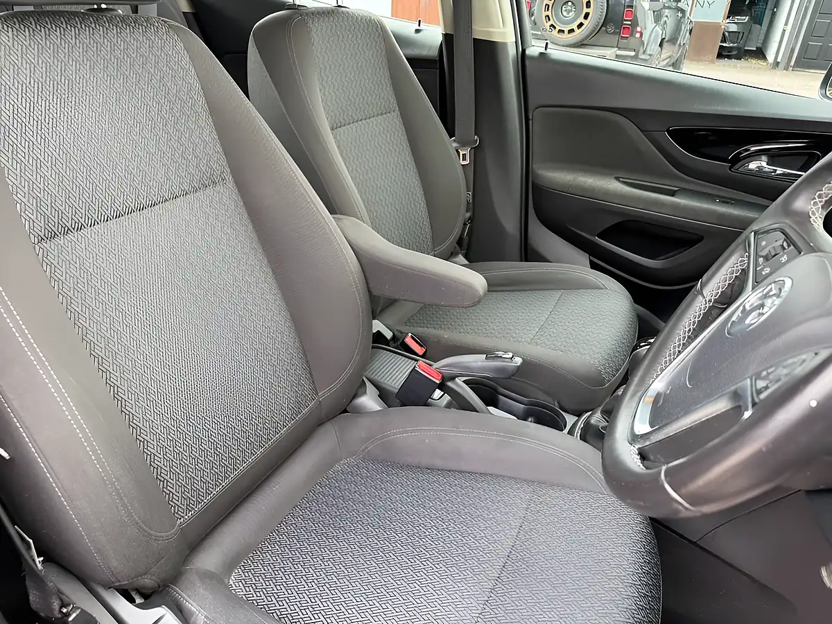 Used 2017 Vauxhall Mokka X Active Black - Interior and Exterior details 18