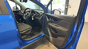 Used 2017 Vauxhall Mokka X Active Blue - Interior and Exterior details 8