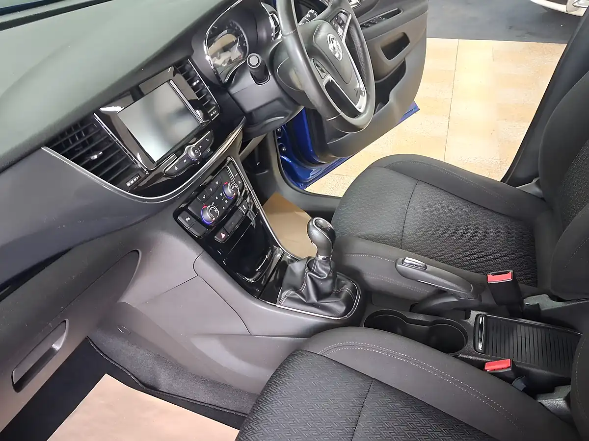 Used 2017 Vauxhall Mokka X Active Blue - Interior and Exterior details 4