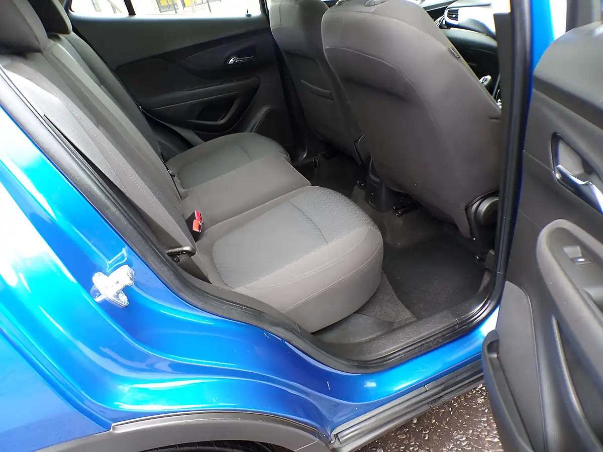 Used 2017 Vauxhall Mokka X Active Blue - Interior and Exterior details 4