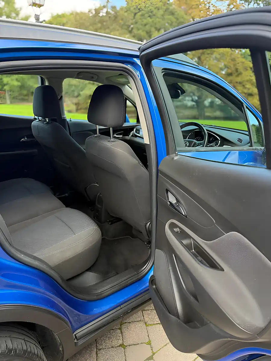 Used 2017 Vauxhall Mokka X Active Blue - Interior and Exterior details 16