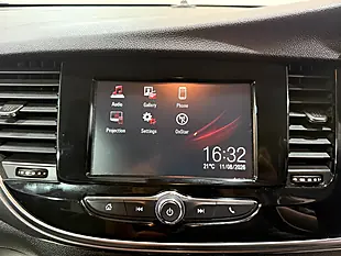 Used 2017 Vauxhall Mokka X Active Grey - Interior and Exterior details 18