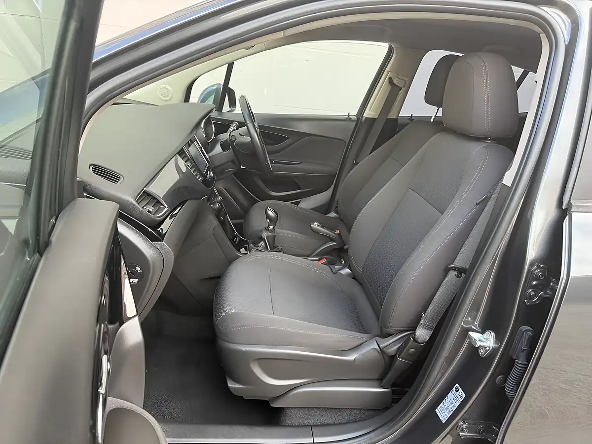 Used 2017 Vauxhall Mokka X Active Grey - Interior and Exterior details 11