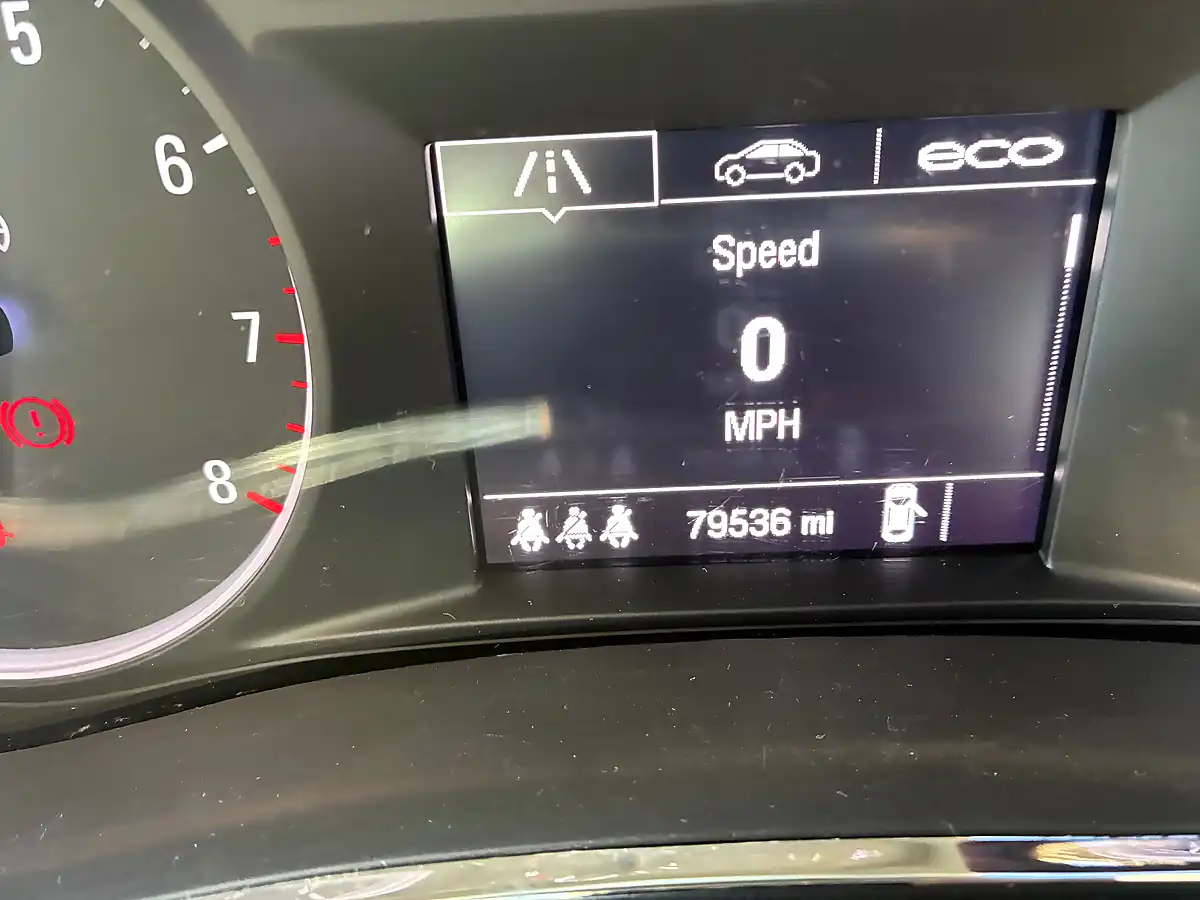 Used 2017 Vauxhall Mokka X Active Grey - Interior and Exterior details 9
