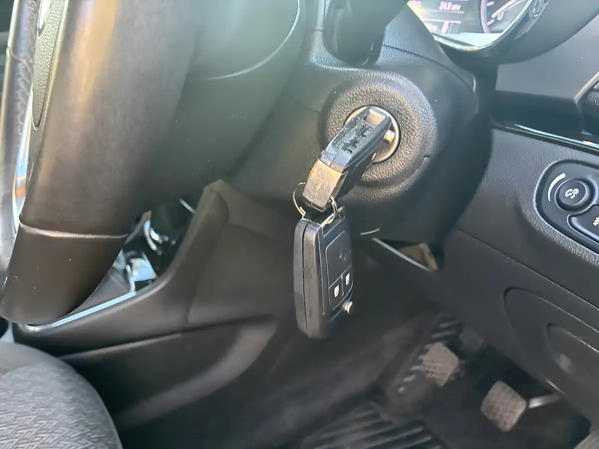 Used 2017 Vauxhall Mokka X Active Grey - Interior and Exterior details 19