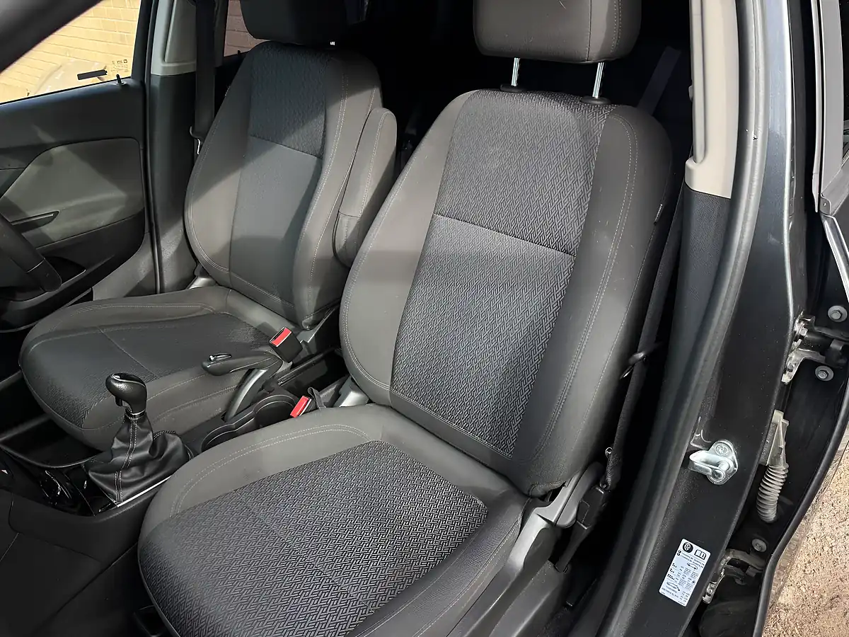 Used 2017 Vauxhall Mokka X Active Grey - Interior and Exterior details 12