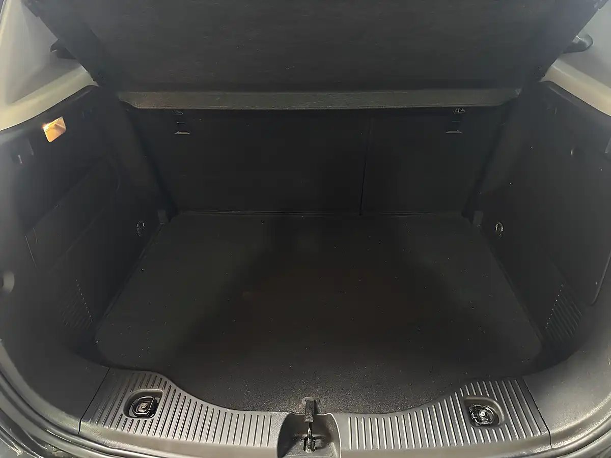 Used 2017 Vauxhall Mokka X Active Grey - Interior and Exterior details 20