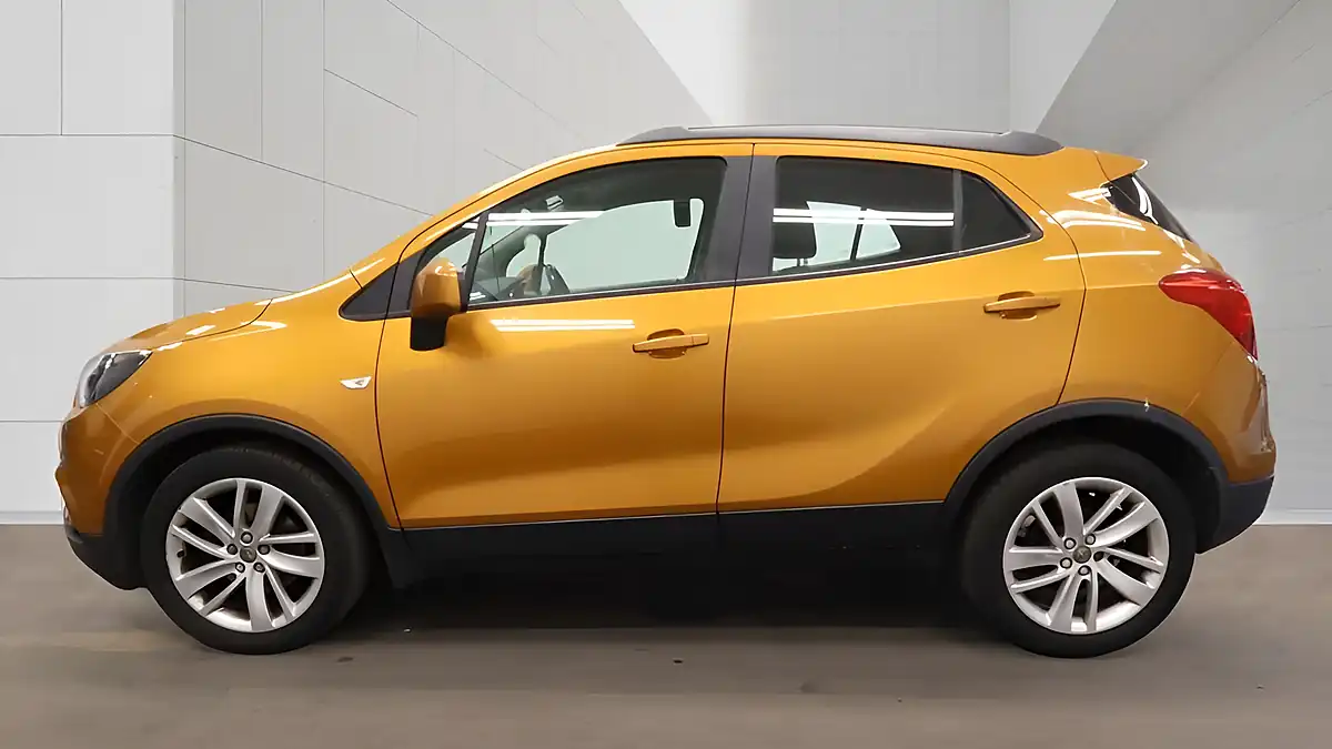Used 2017 Vauxhall Mokka X Active Orange - Interior and Exterior details 12