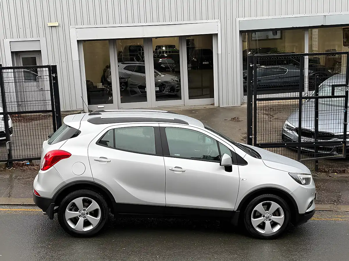 Used 2017 Vauxhall Mokka X Active Silver - Interior and Exterior details 12