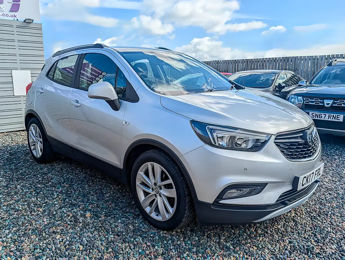 Used 2017 Vauxhall Mokka X Active Silver - Front View