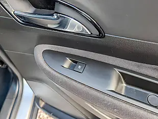 Used 2017 Vauxhall Mokka X Active Silver - Interior and Exterior details 19