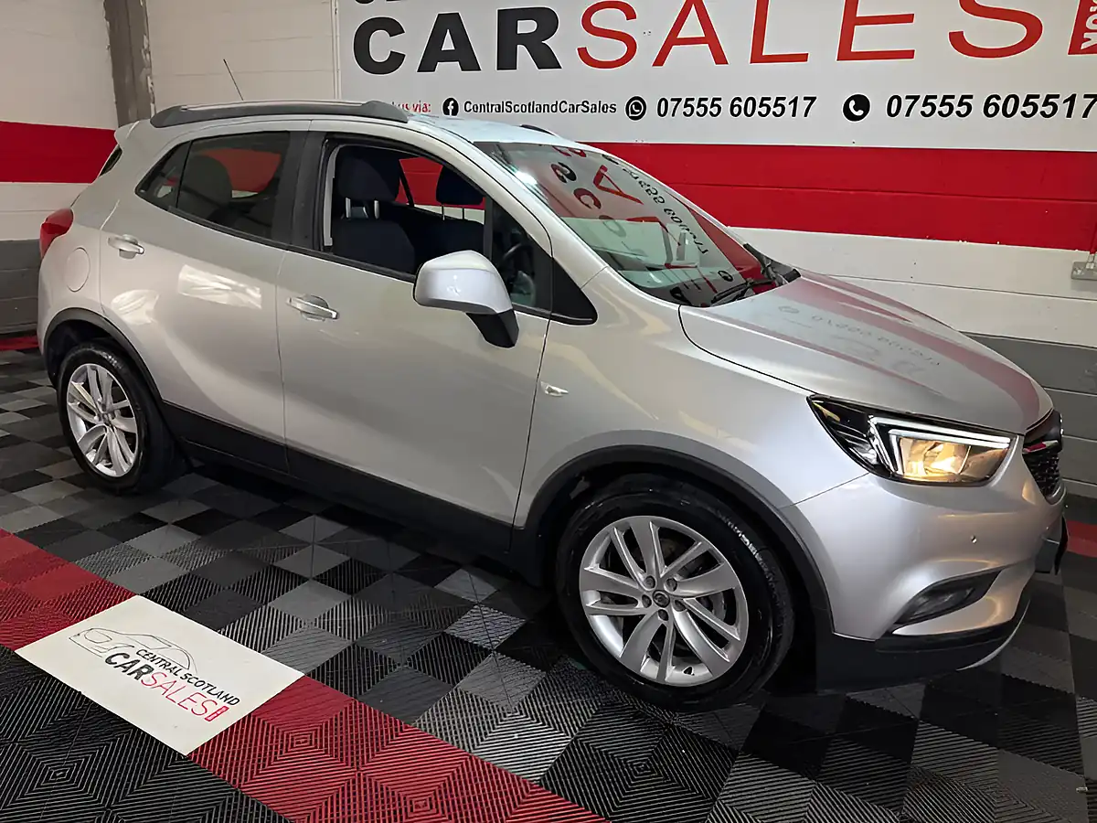 Used 2017 Vauxhall Mokka X Active Silver - Front View