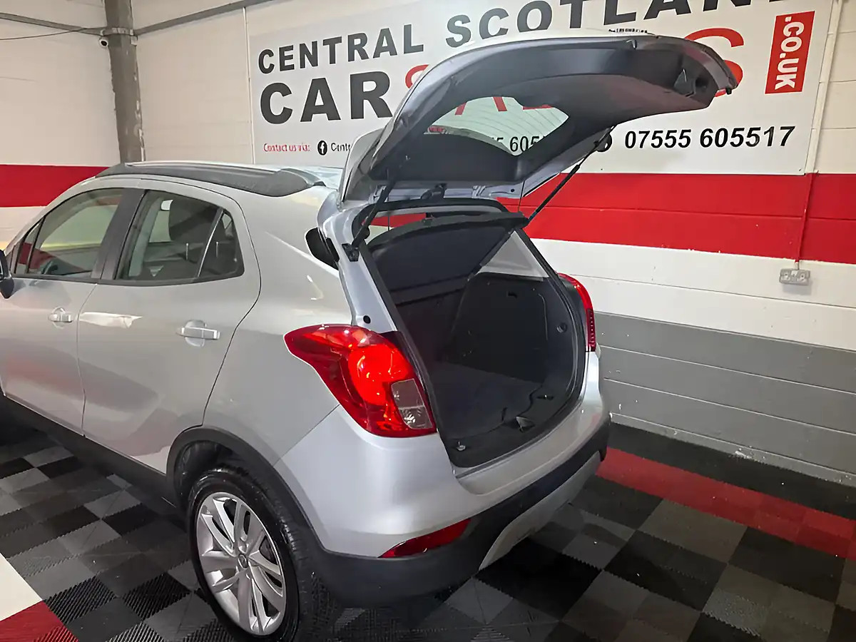 Used 2017 Vauxhall Mokka X Active Silver - Interior and Exterior details 10