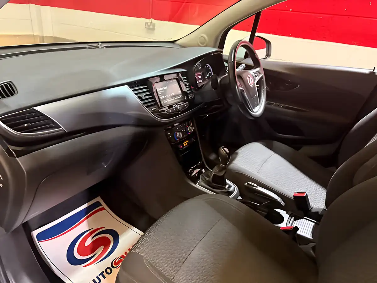 Used 2017 Vauxhall Mokka X Active Silver - Interior and Exterior details 17