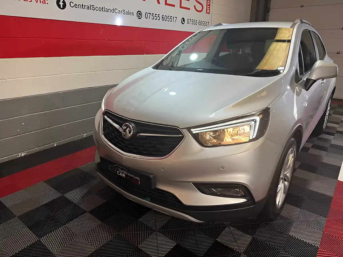 Used 2017 Vauxhall Mokka X Active Silver - Interior and Exterior details 8