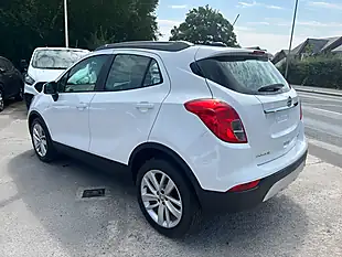 Used 2017 Vauxhall Mokka X Active White - Interior and Exterior details 8