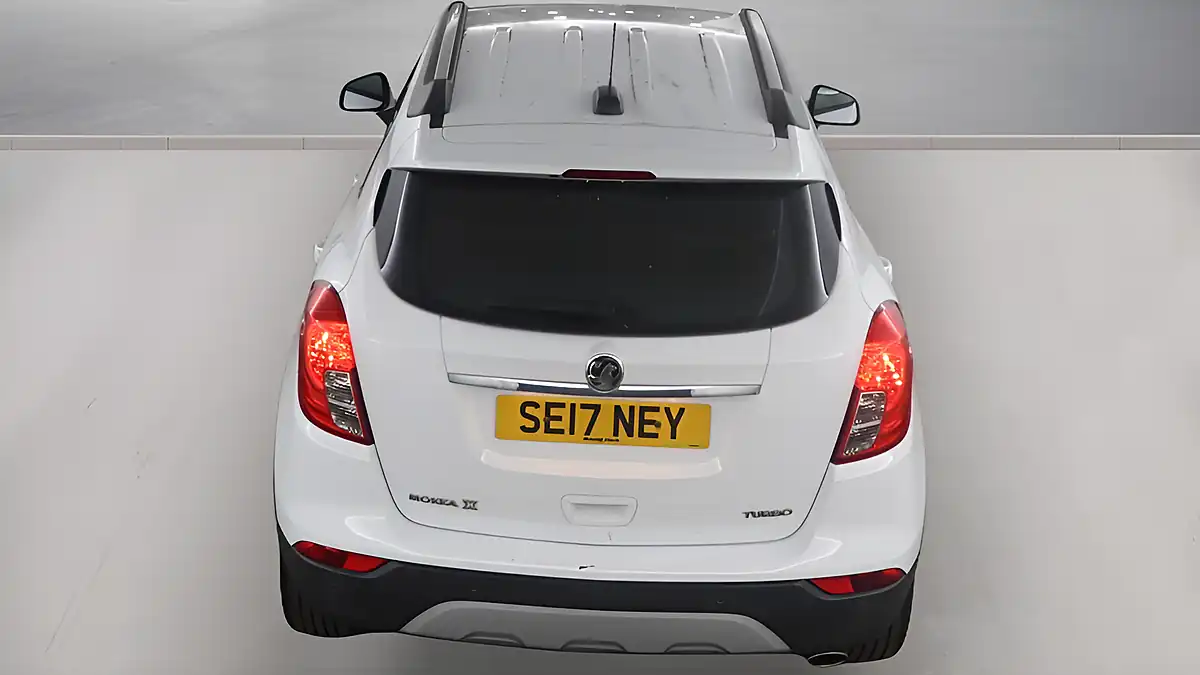 Used 2017 Vauxhall Mokka X Active White - Interior and Exterior details 8