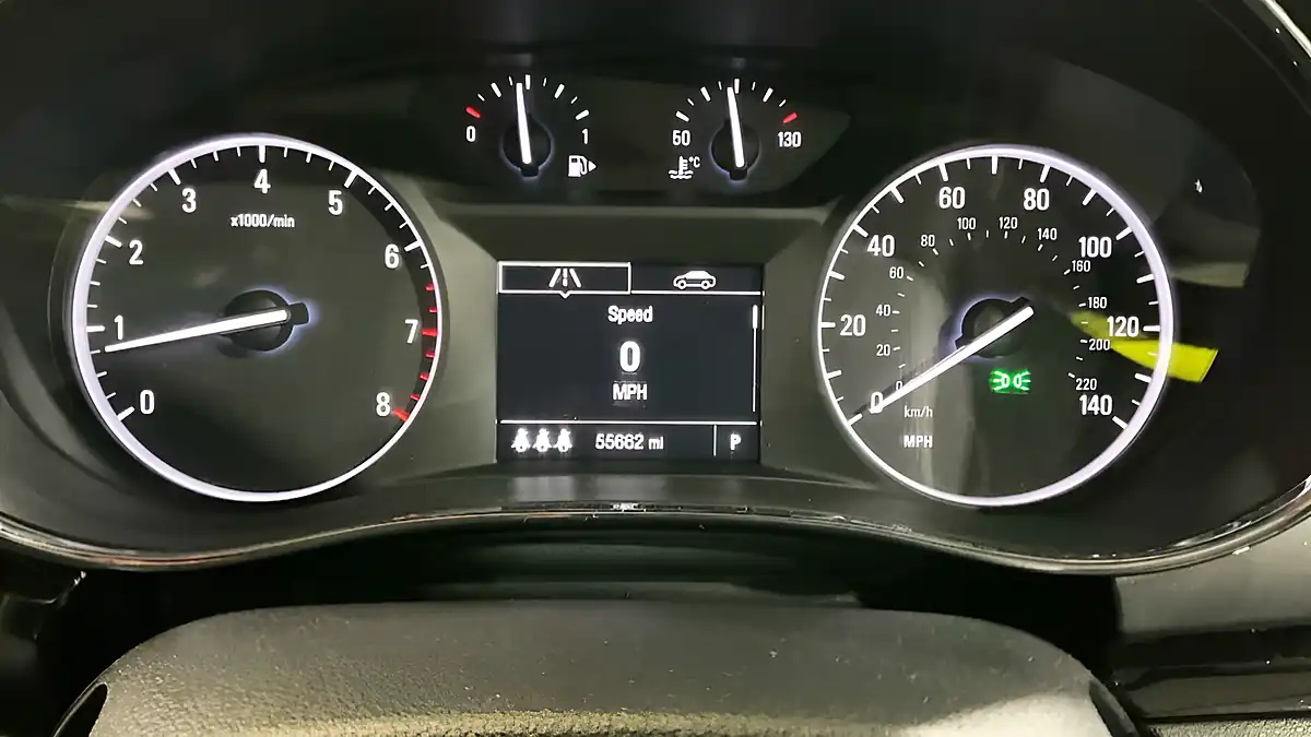 Used 2017 Vauxhall Mokka X Active White - Interior and Exterior details 10