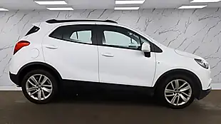 Used 2017 Vauxhall Mokka X Active White - Interior and Exterior details 8